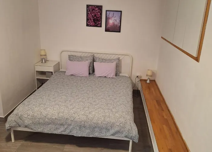 Bed and breakfast Oaza Hvar Town