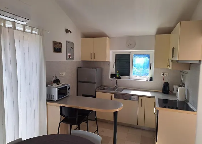 Bed and breakfast Oaza Hvar Town