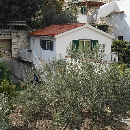 Oda ve Kahvaltı Oaza