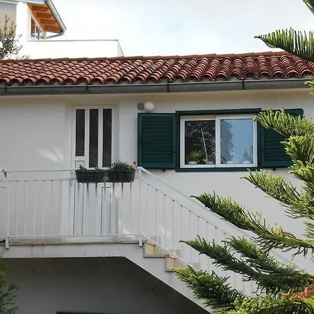 Oda ve Kahvaltı Oaza