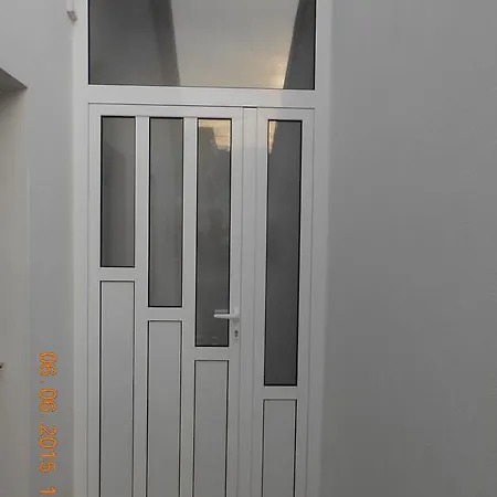 아자 B&B 흐바르