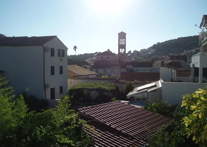 Oaza Bed and Breakfast 3*